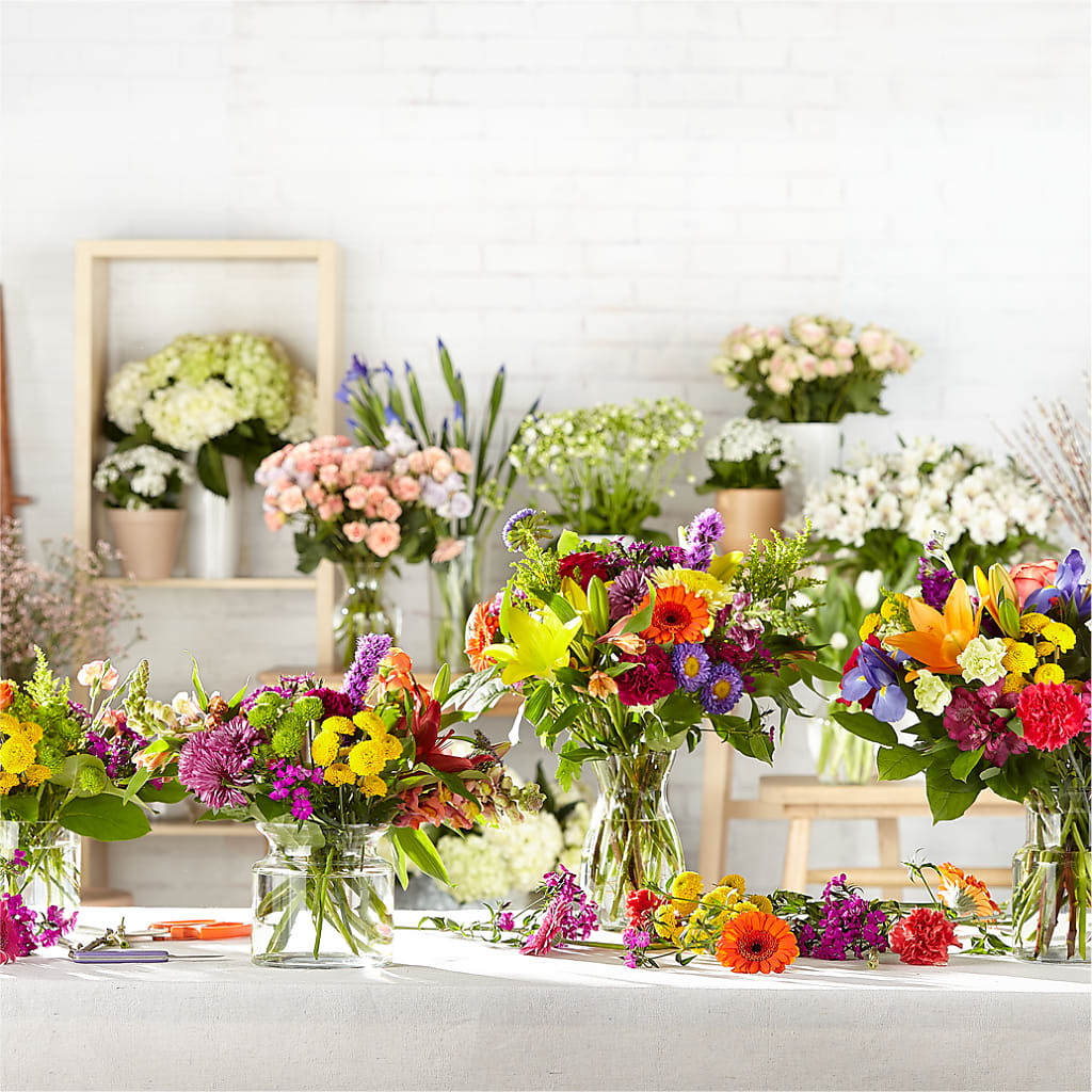 Bold & Bright – A Florist Original – Allure Floral Boutique, Wickliffe OH