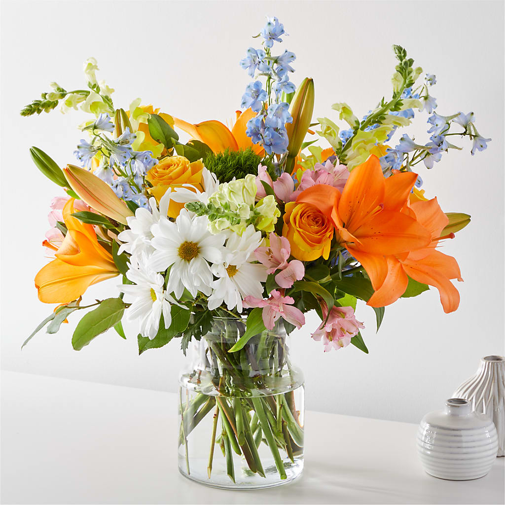 Sun Salutation Bouquet – Allure Floral Boutique, Wickliffe OH