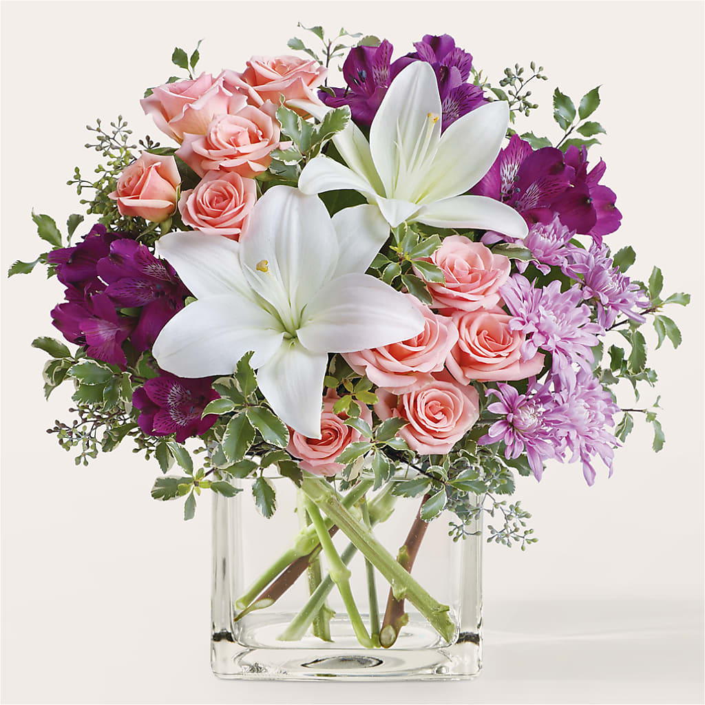 Mani Pedi Bouquet – Allure Floral Boutique, Wickliffe OH