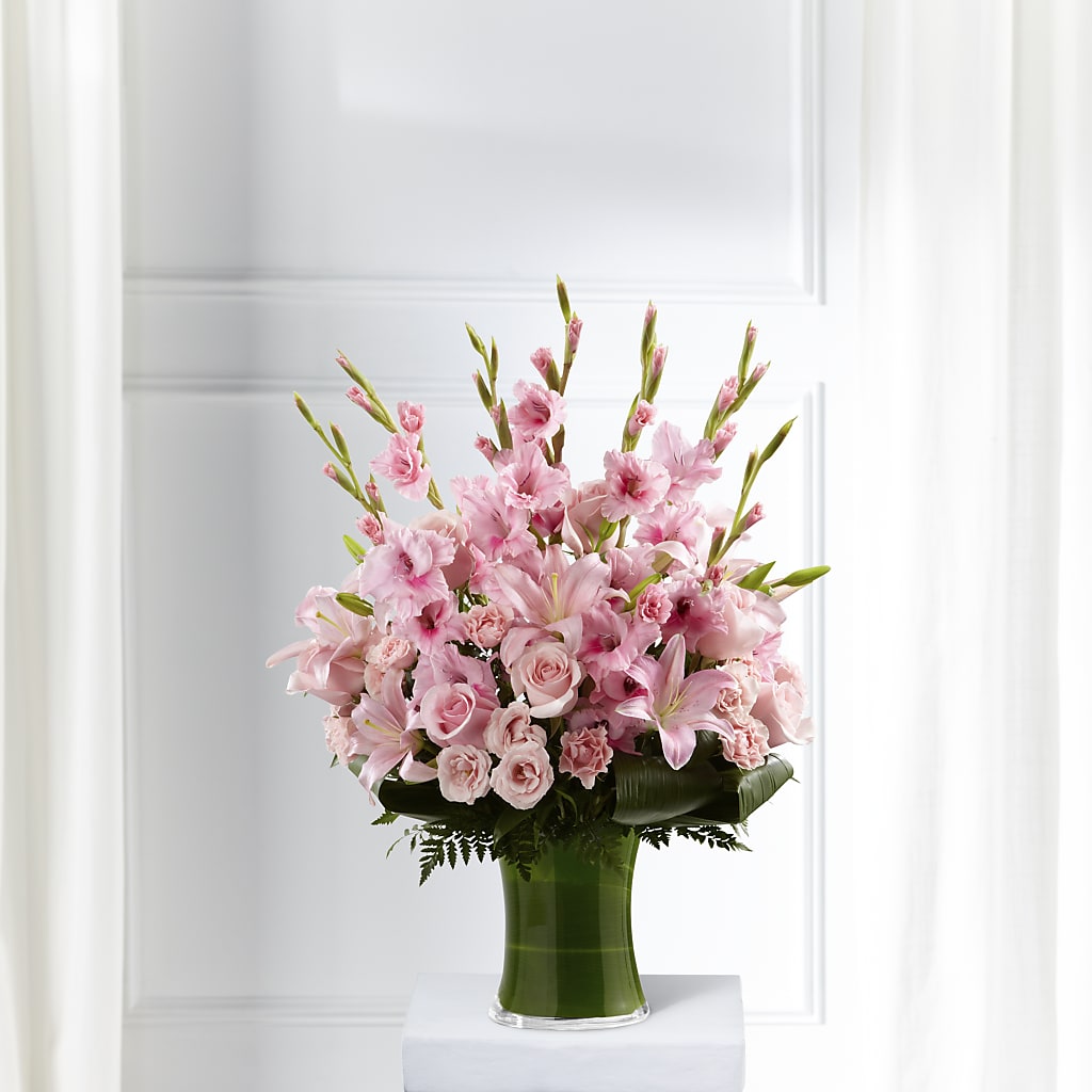 Lovely Tribute Bouquet – Allure Floral Boutique, Wickliffe OH