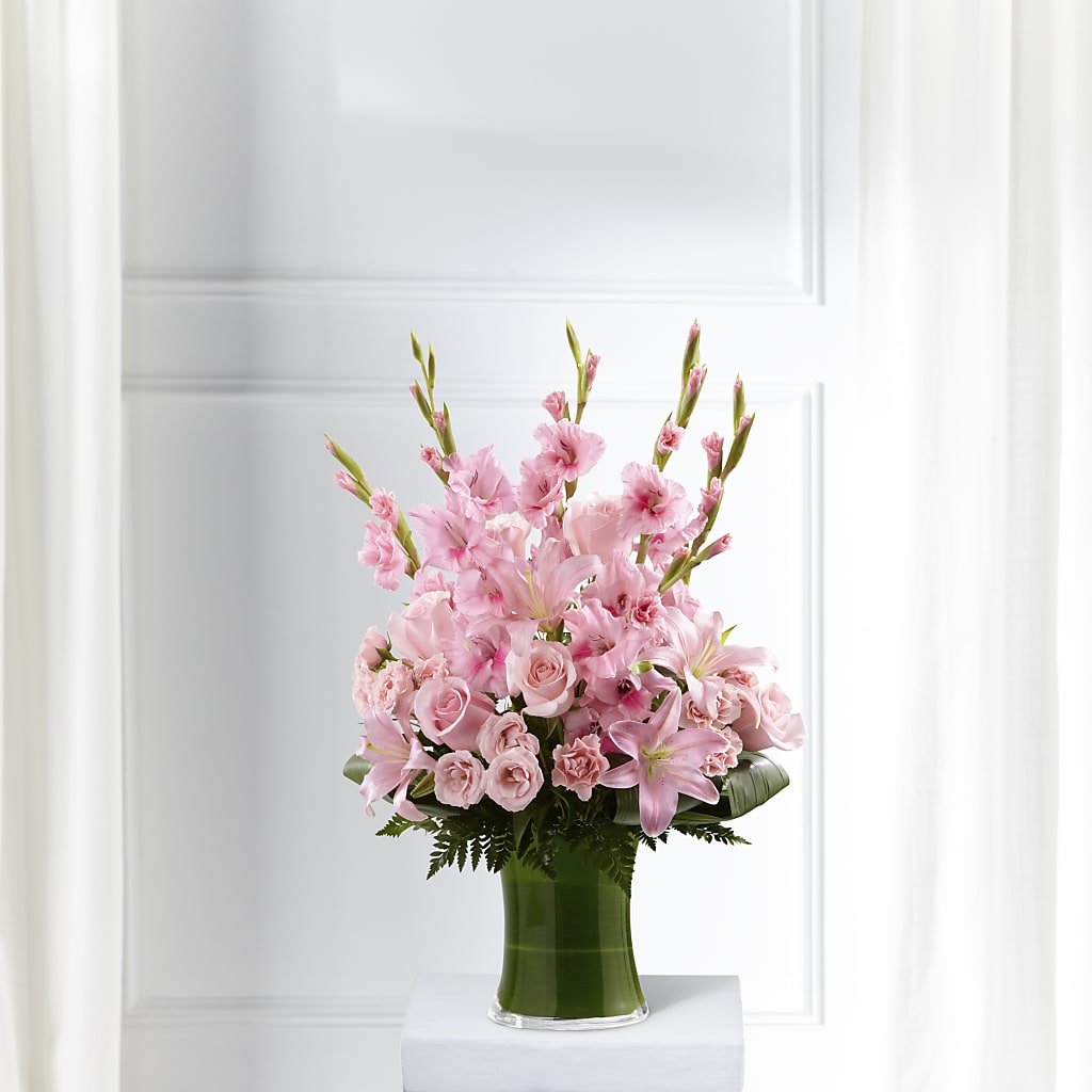 Lovely Tribute Bouquet – Allure Floral Boutique, Wickliffe OH