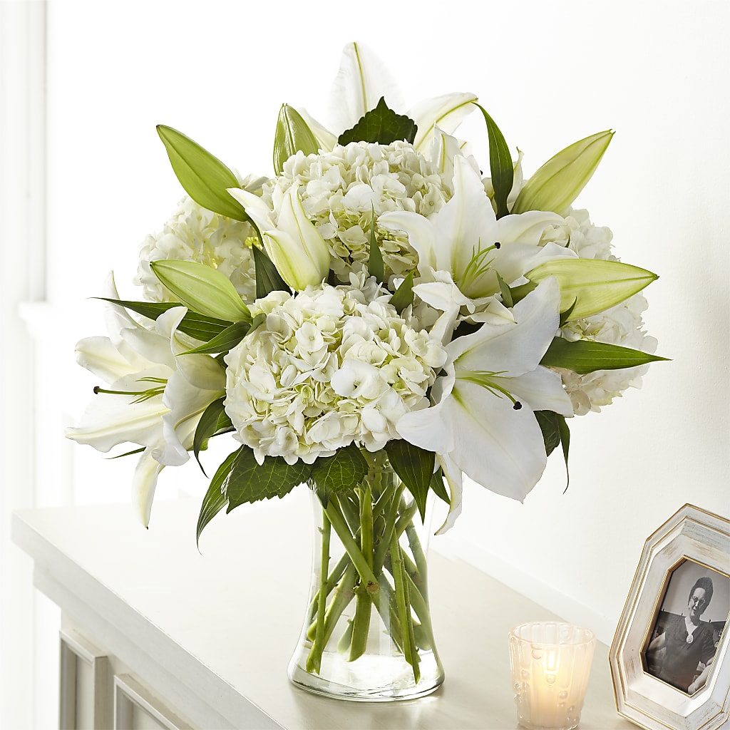 Compassionate Lily Bouquet – Allure Floral Boutique, Wickliffe OH