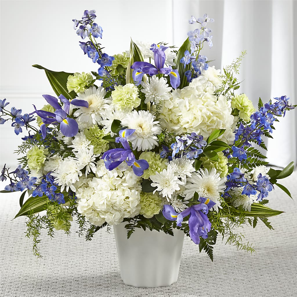 Soft Serenity Floor Basket – Allure Floral Boutique, Wickliffe OH