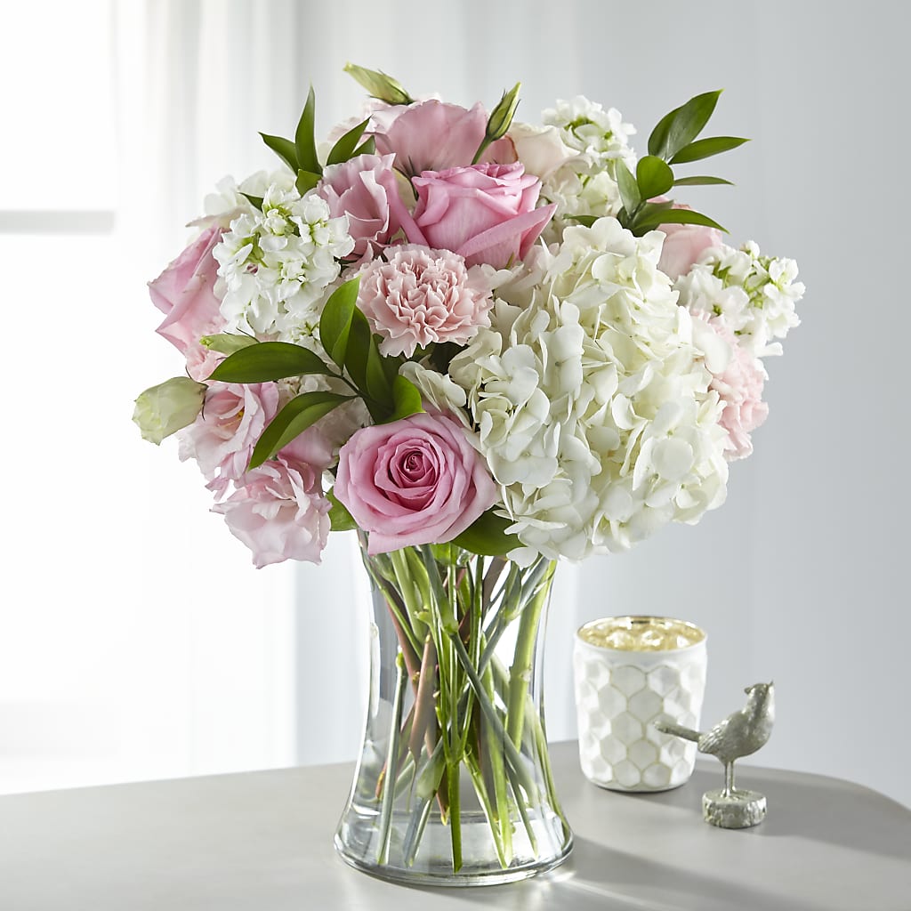 Guiding Grace Bouquet – Allure Floral Boutique, Wickliffe OH