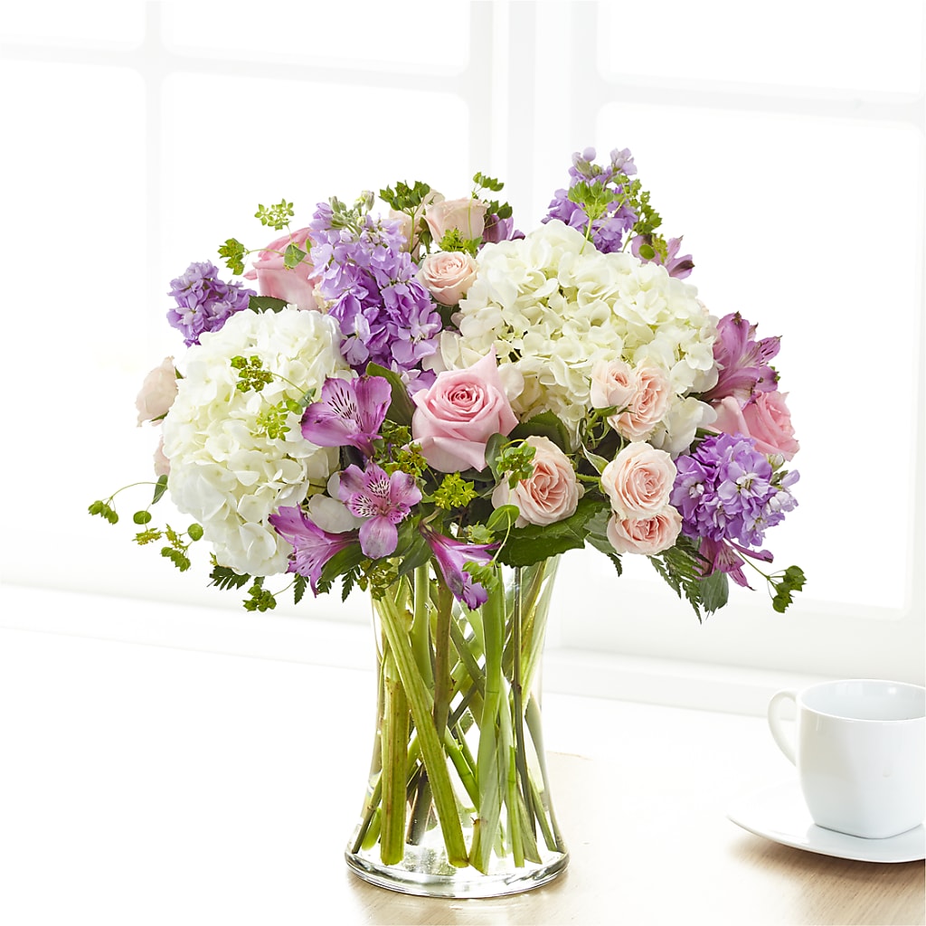 Shared Sentiment Bouquet – Allure Floral Boutique, Wickliffe OH