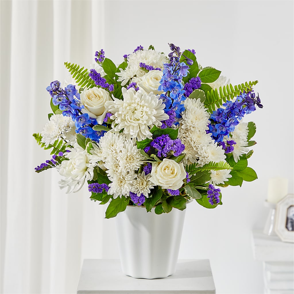 Hold Dear Tabletop Basket – Allure Floral Boutique, Wickliffe OH