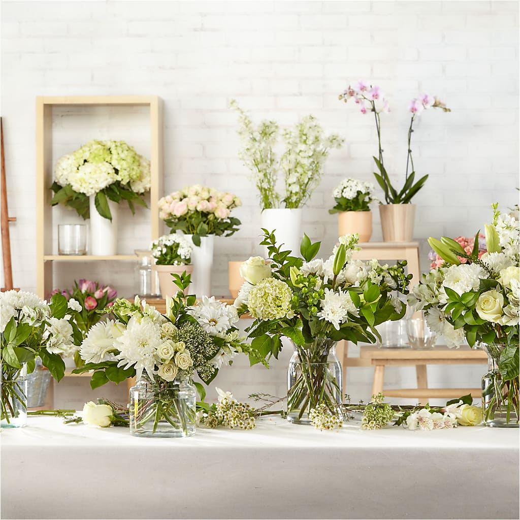 Classic Ivory – A Florist Original – Allure Floral Boutique, Wickliffe OH