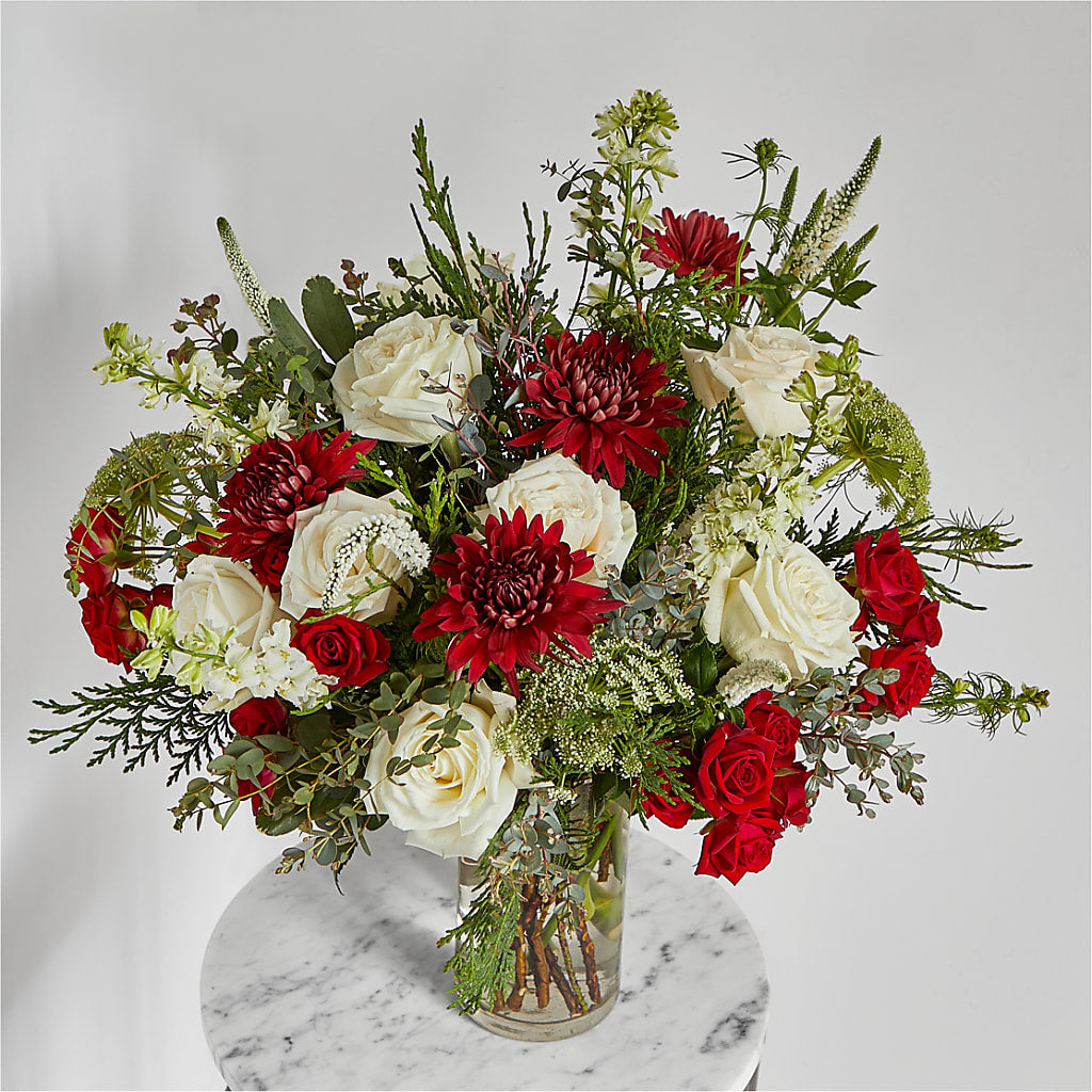 Favorite Traditions Bouquet – Allure Floral Boutique, Wickliffe OH