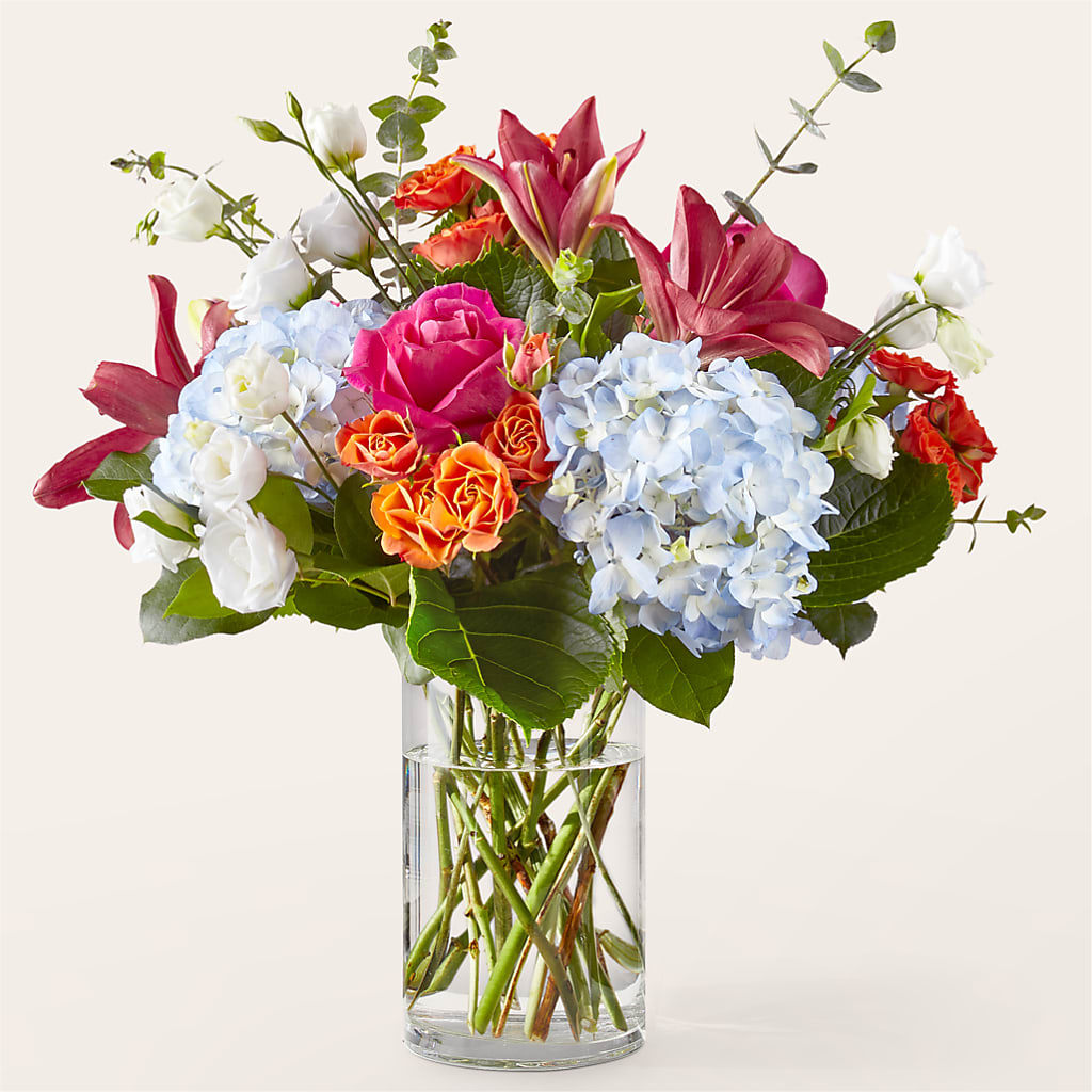 Awestruck Luxury Bouquet – Allure Floral Boutique, Wickliffe OH