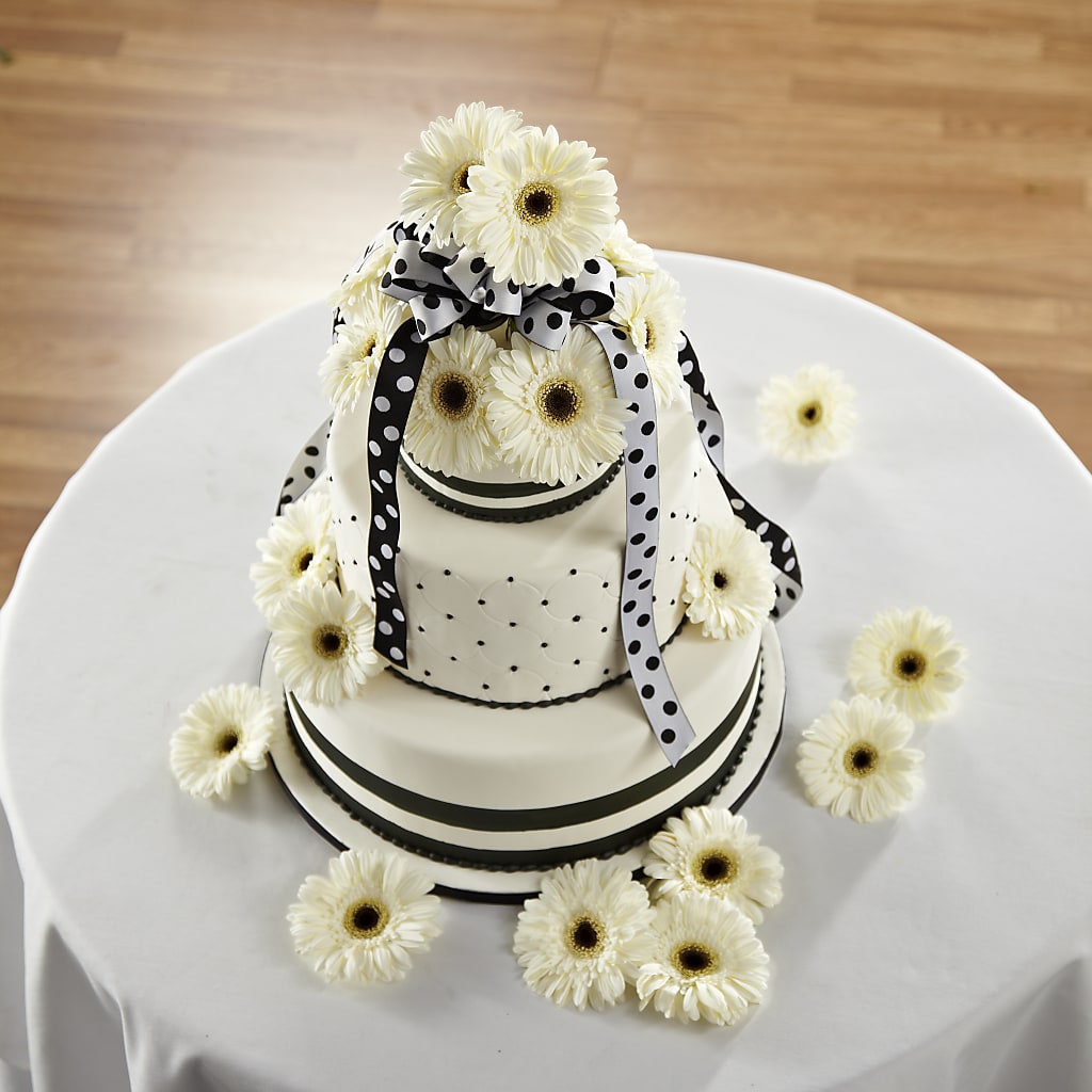 Simple Sophistication Cake Décor – Allure Floral Boutique, Wickliffe OH