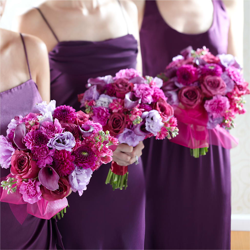 Bridesmaid's Garden Bouquet – Allure Floral Boutique, Wickliffe OH