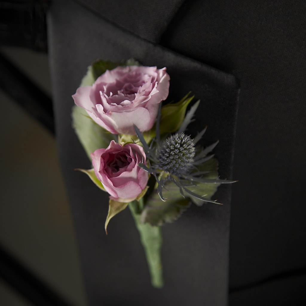 Veronica Boutonniere – Allure Floral Boutique, Wickliffe OH