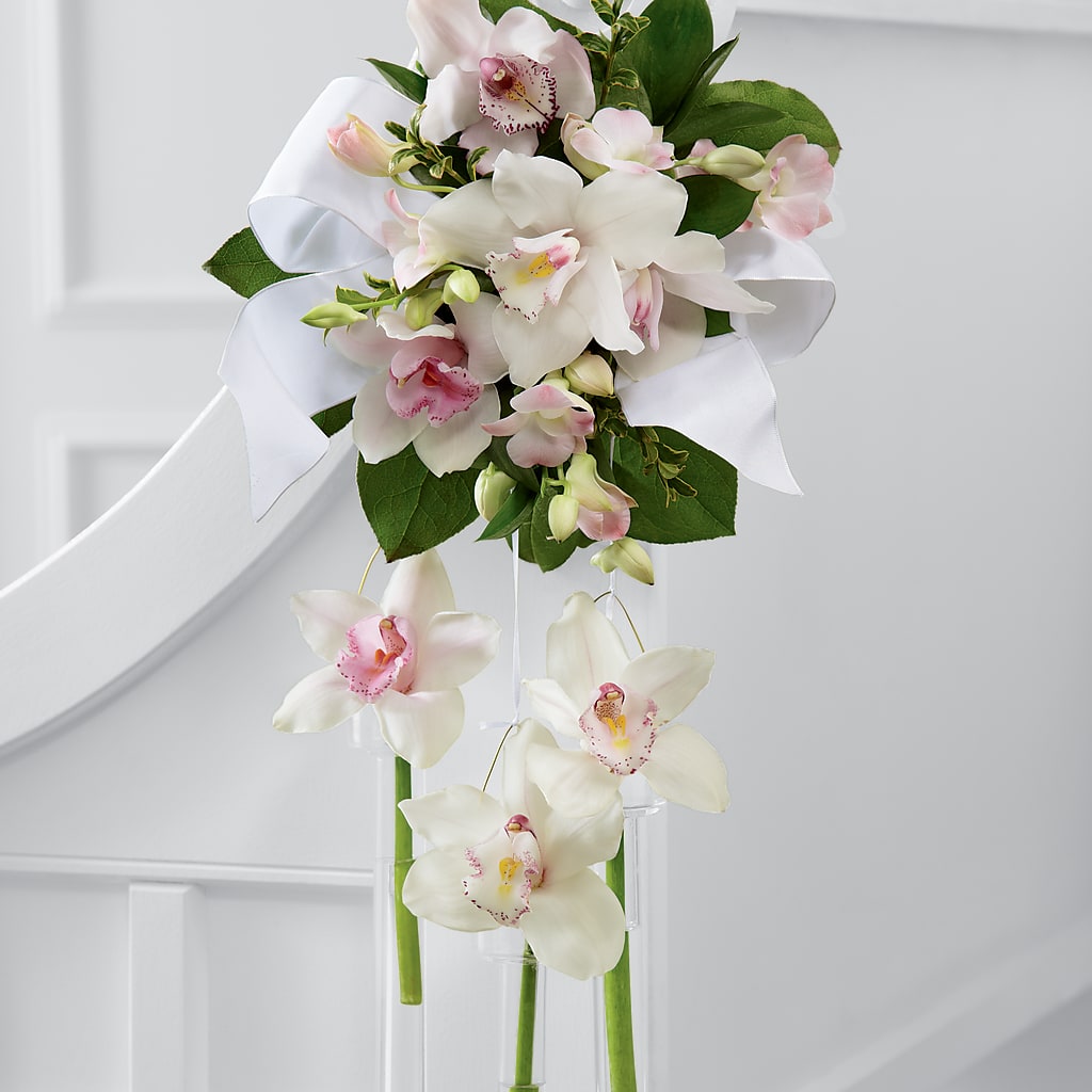 Perfect Entrance Pew Arrangement – Allure Floral Boutique, Wickliffe OH