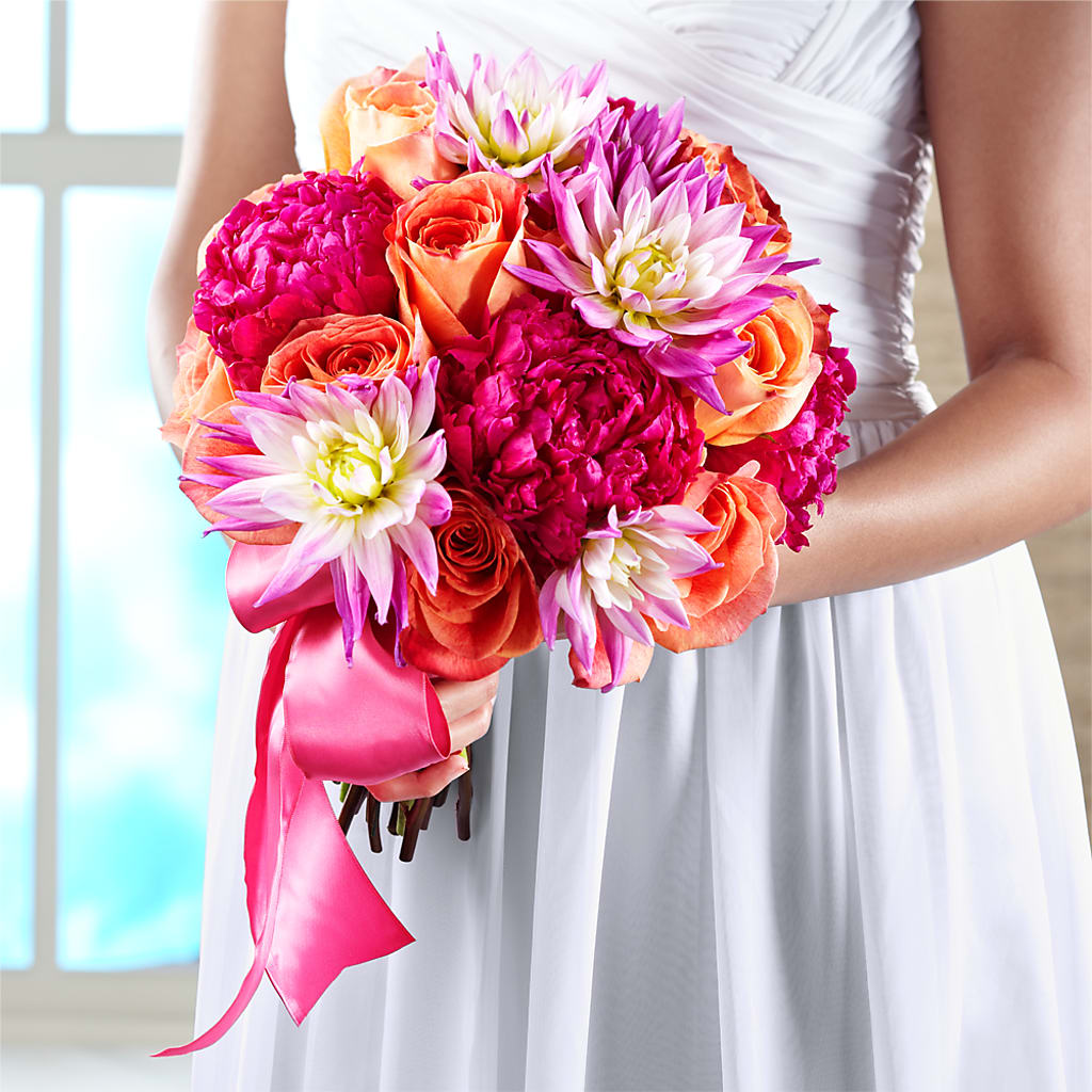 New Love Bouquet – Allure Floral Boutique, Wickliffe OH