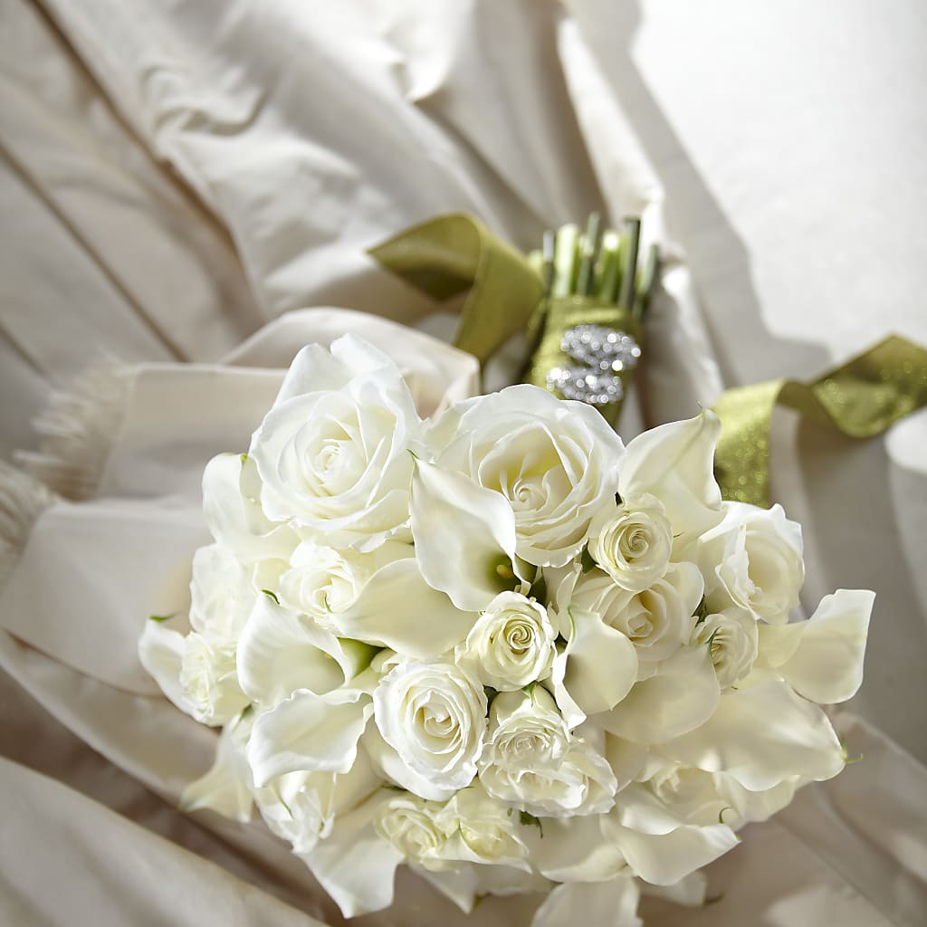 Serene Highness Bouquet – Allure Floral Boutique, Wickliffe OH