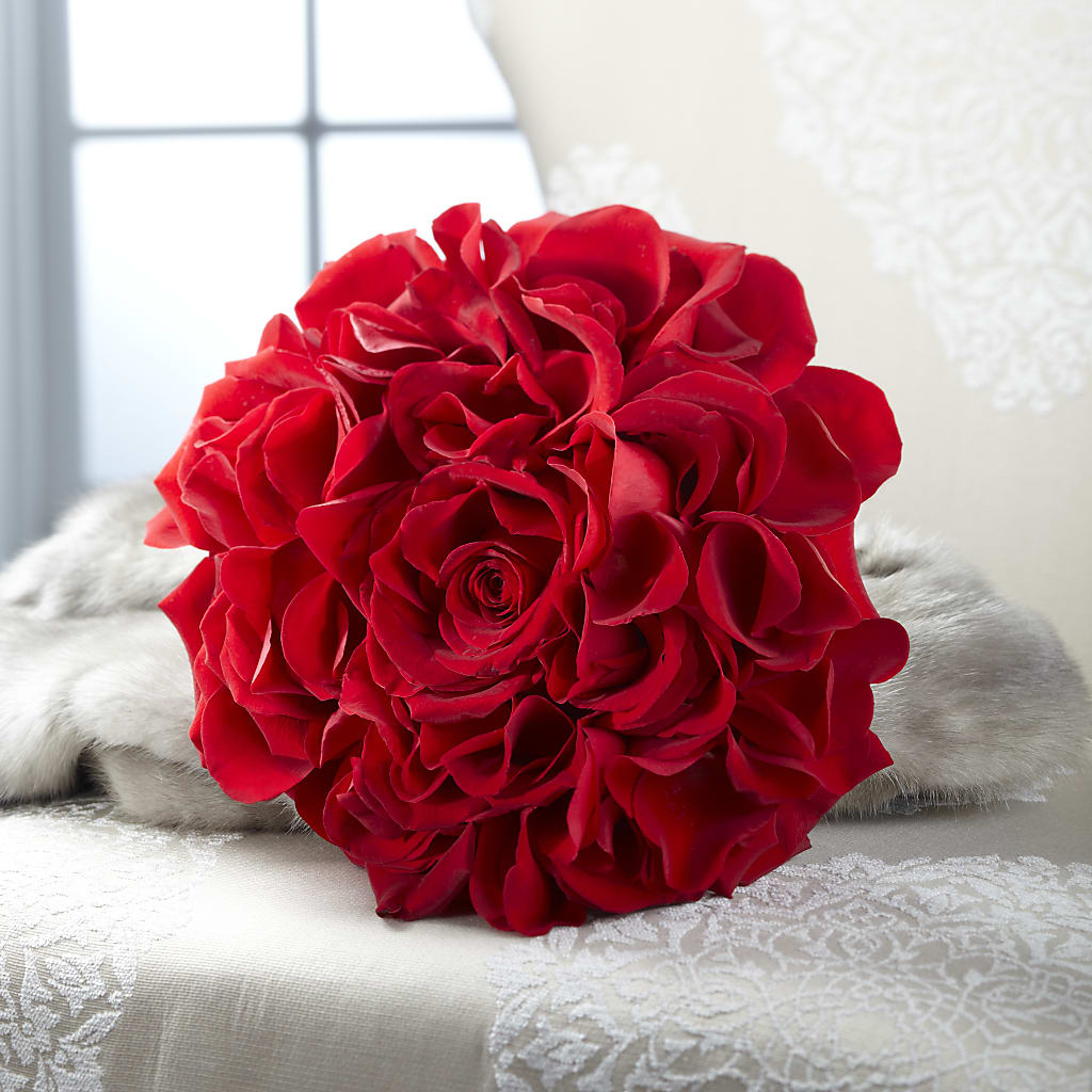 Composite Rose Bouquet – Allure Floral Boutique, Wickliffe OH