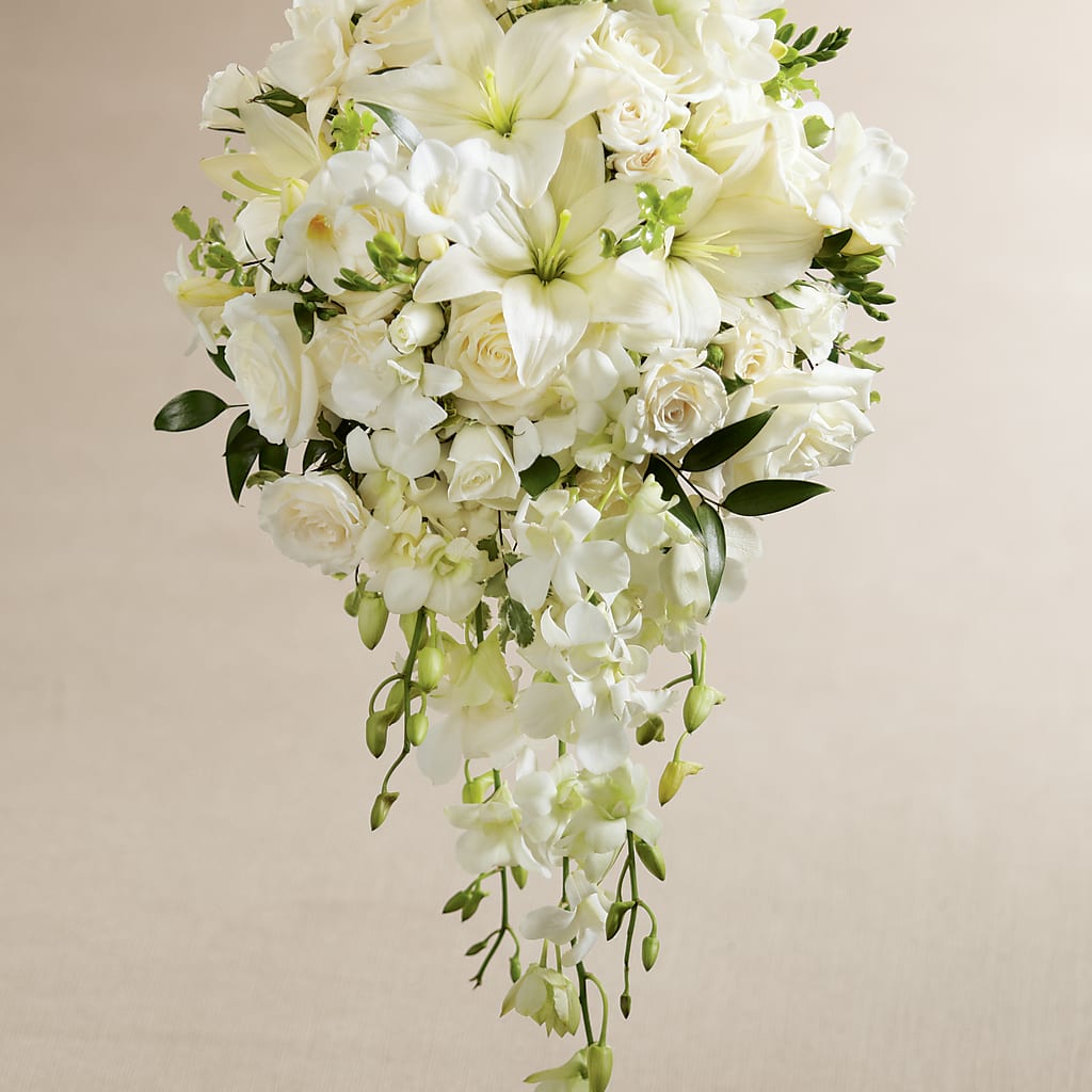 White Wonders Bouquet – Allure Floral Boutique, Wickliffe OH