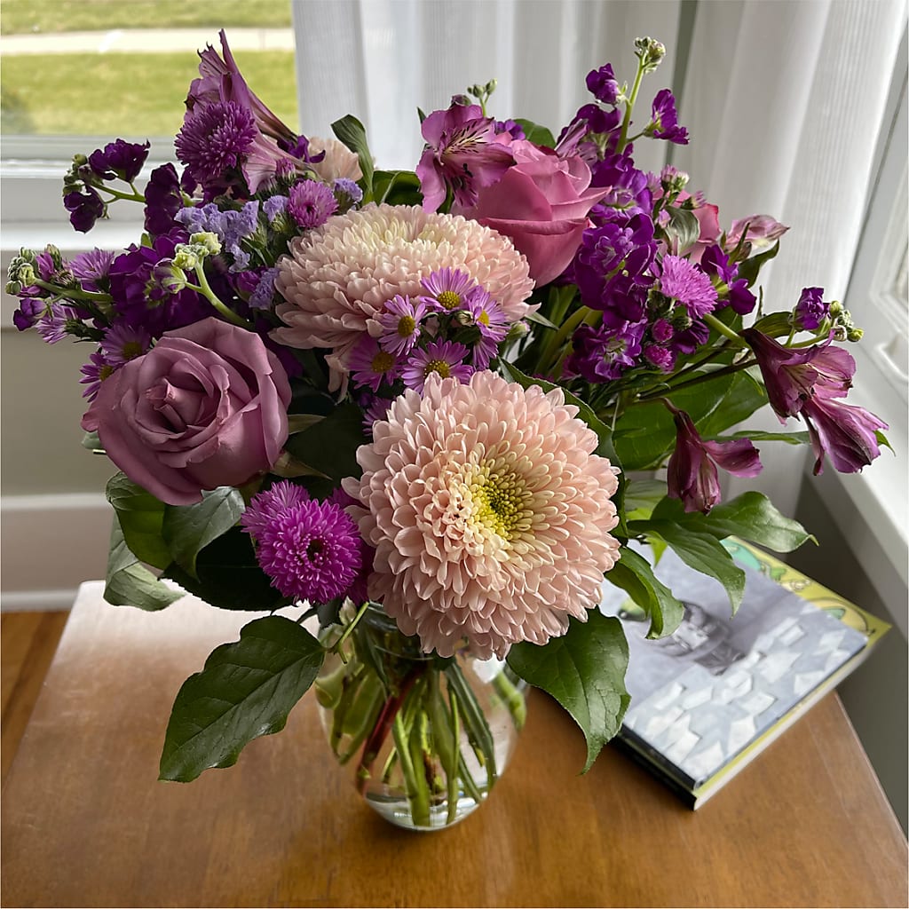 Ultraviolet Bouquet –  Allure Floral Boutique, Wickliffe OH