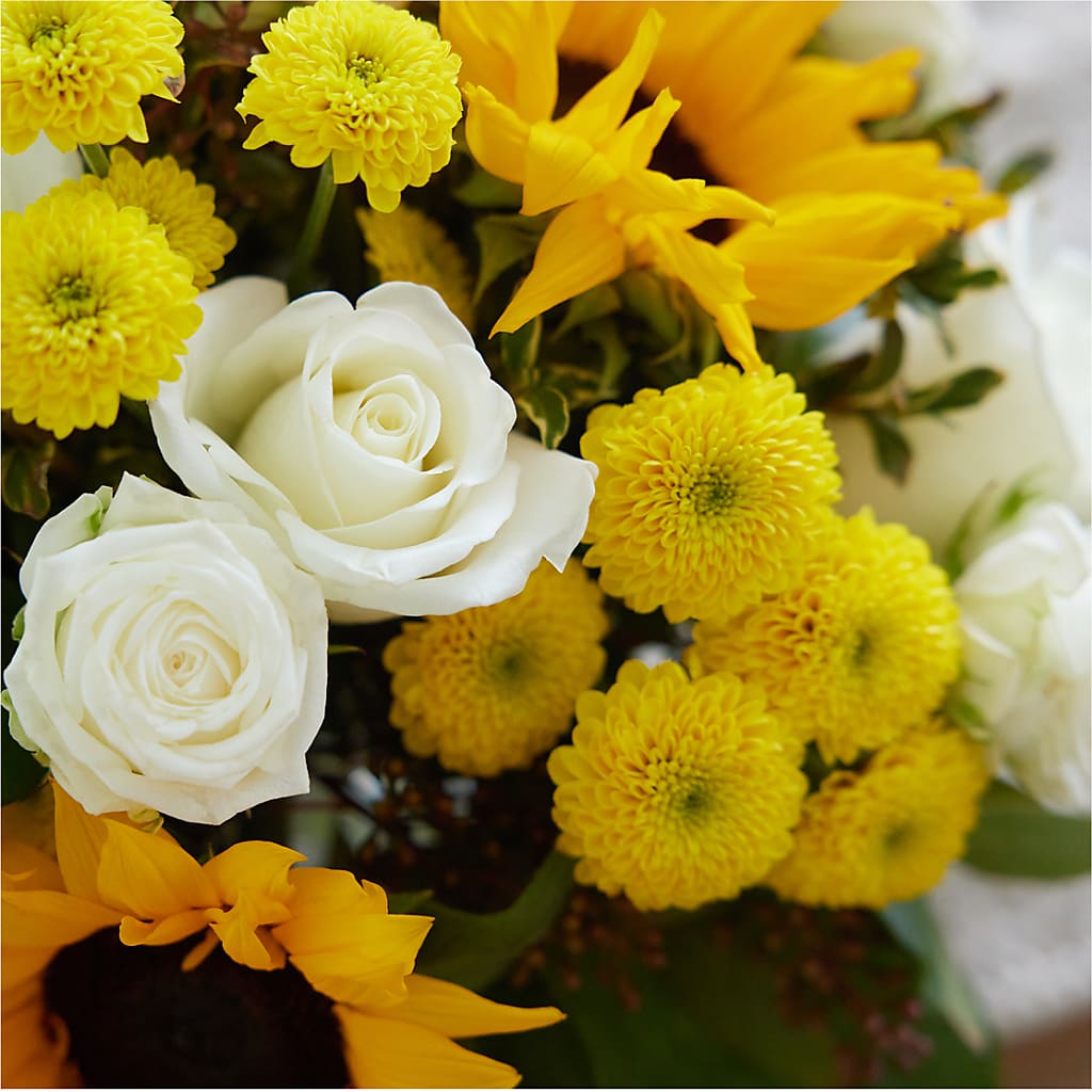 Luminous Morning Bouquet –  Allure Floral Boutique, Wickliffe OH