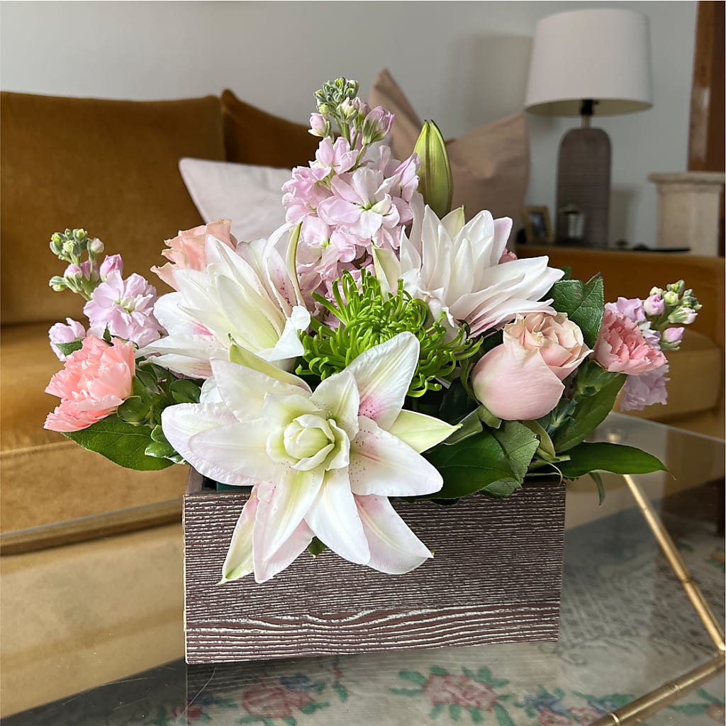 Beautiful Spirit Basket –  Allure Floral Boutique, Wickliffe OH