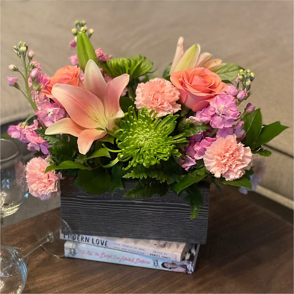Beautiful Spirit Basket –  Allure Floral Boutique, Wickliffe OH