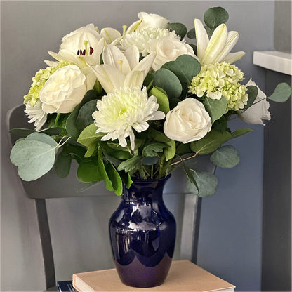 Snowy Dreams Bouquet –  Allure Floral Boutique, Wickliffe OH