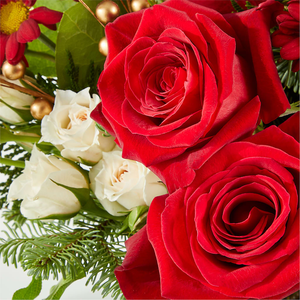 Believe Bouquet –  Allure Floral Boutique, Wickliffe OH