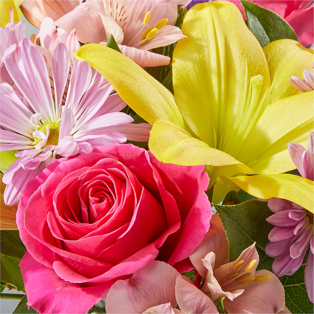 Sprinkles Bouquet –  Allure Floral Boutique, Wickliffe OH