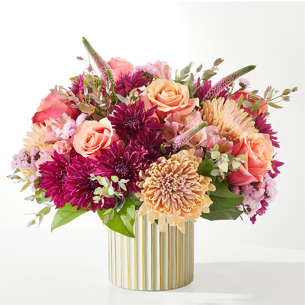 Berry Cobbler Bouquet with Ivory Vase –  Allure Floral Boutique, Wickliffe OH