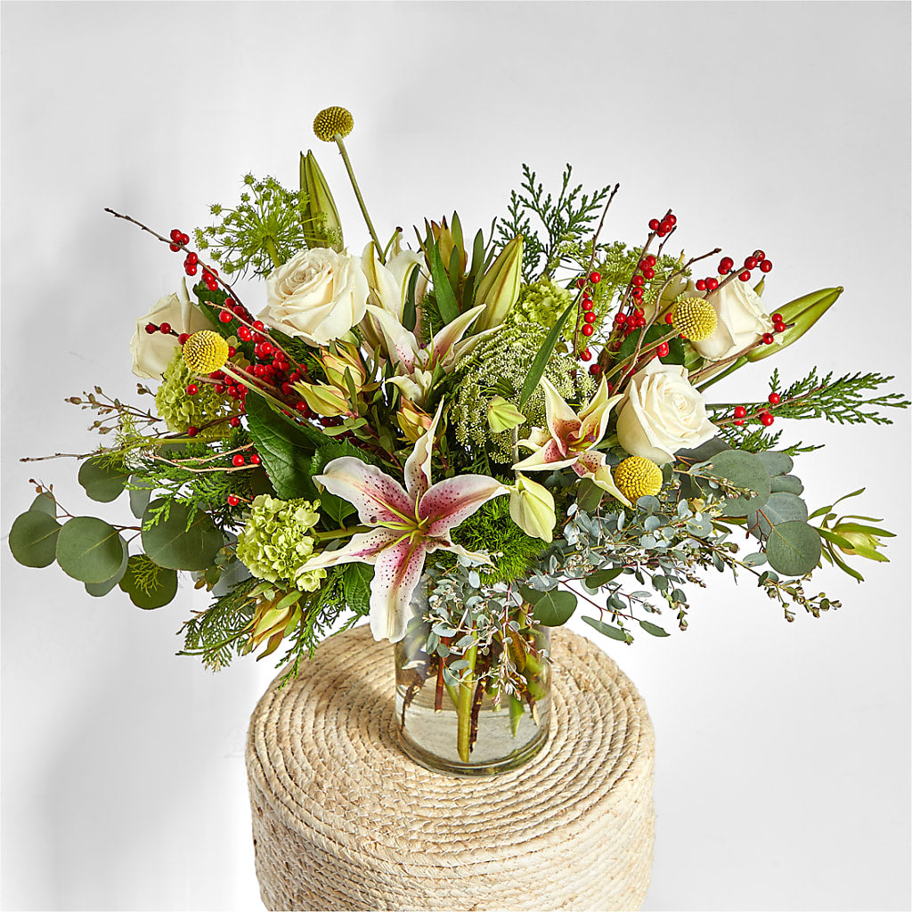 Berry & Bright Bouquet –  Allure Floral Boutique, Wickliffe OH