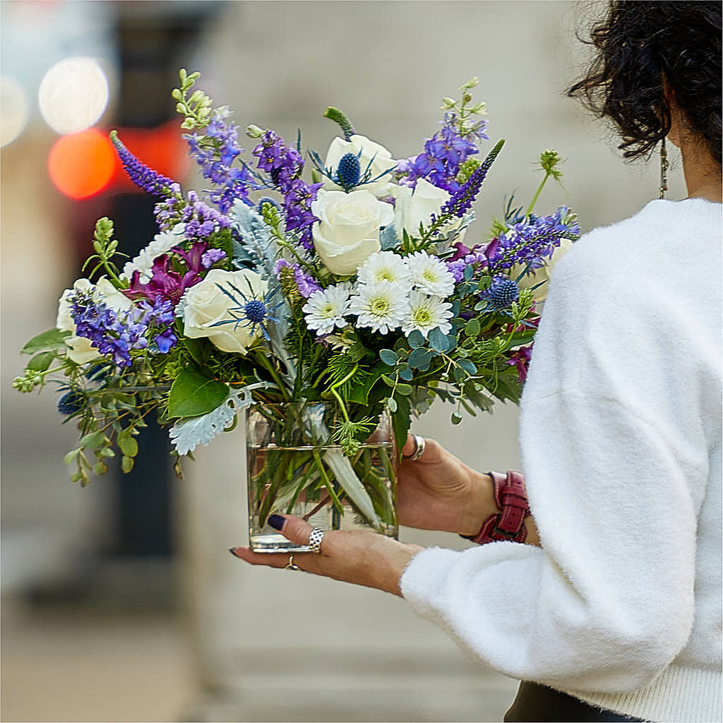 Shooting Star Bouquet –  Allure Floral Boutique, Wickliffe OH