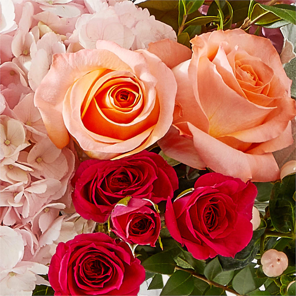 Glitz & Glam Bouquet –  Allure Floral Boutique, Wickliffe OH