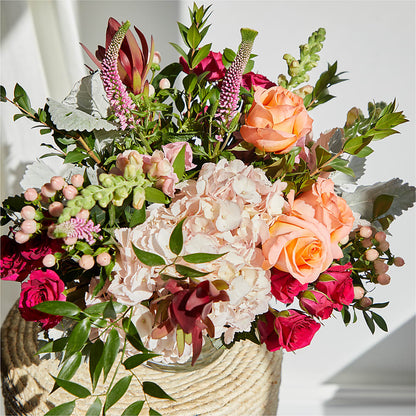 Glitz & Glam Bouquet –  Allure Floral Boutique, Wickliffe OH