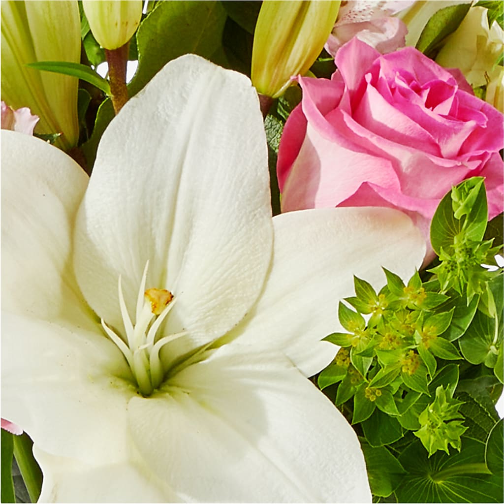 Fondly Bouquet –  Allure Floral Boutique, Wickliffe OH