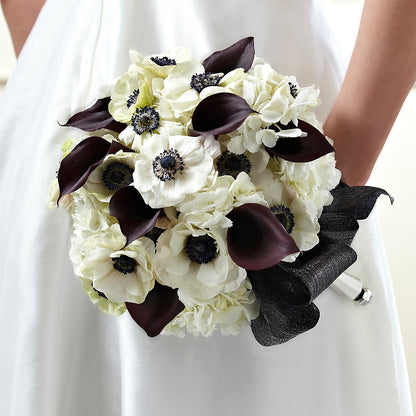 To Have and To Hold Bouquet –  Allure Floral Boutique, Wickliffe OH